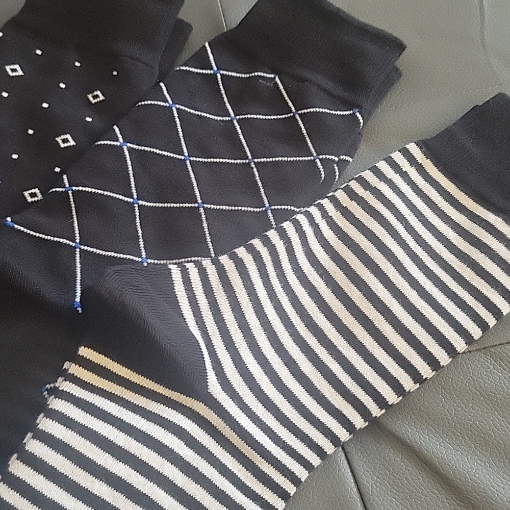 Black and White Patterned Men's Socks 5 Pack - Picture 3 of 3